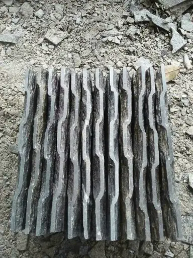 Đá suối quy cách, KT 1,5x20x2.5cm (1 bao/0,6m)